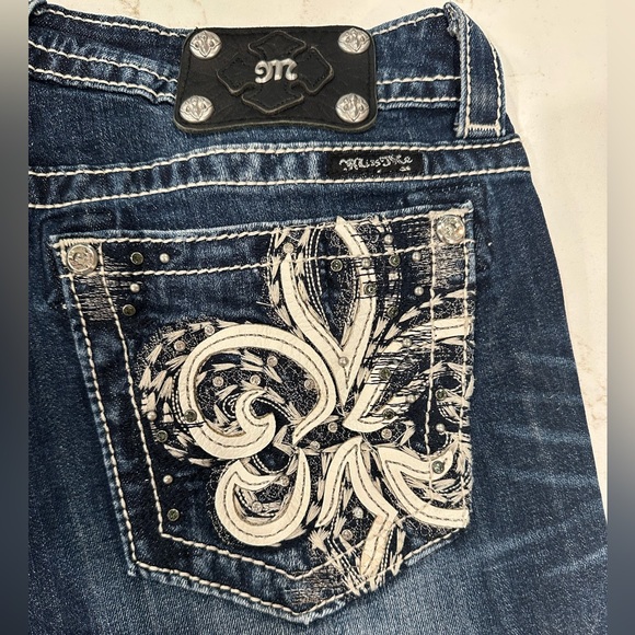 Miss Me Boot Cut Jeans - Picture 4 of 4